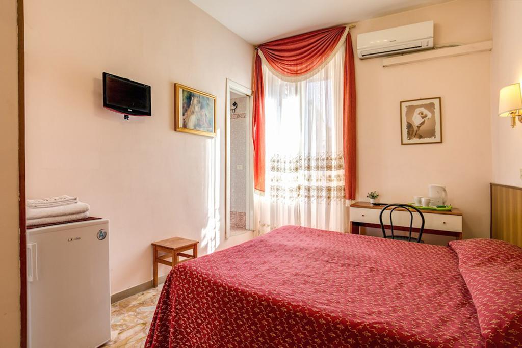 Bed and Breakfast Millyhouse Rom Zimmer foto
