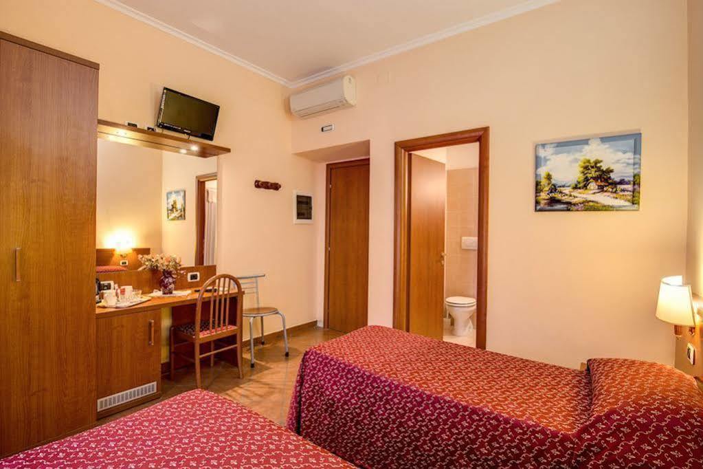 Bed and Breakfast Millyhouse Rom Exterior foto